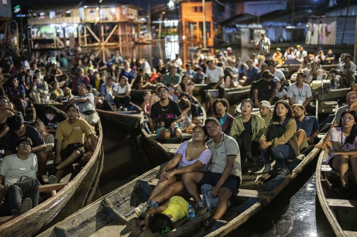 Le festival de cinéma du quartier pauvre de Belén dans la région amazonienne du Pérou célèbre les forêts tropicales